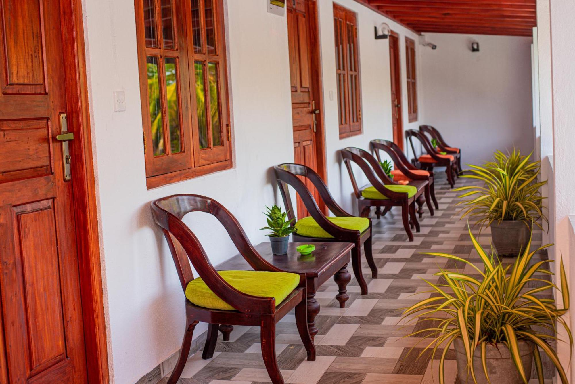 Sundowners Guesthouse Hikkaduwa Εξωτερικό φωτογραφία