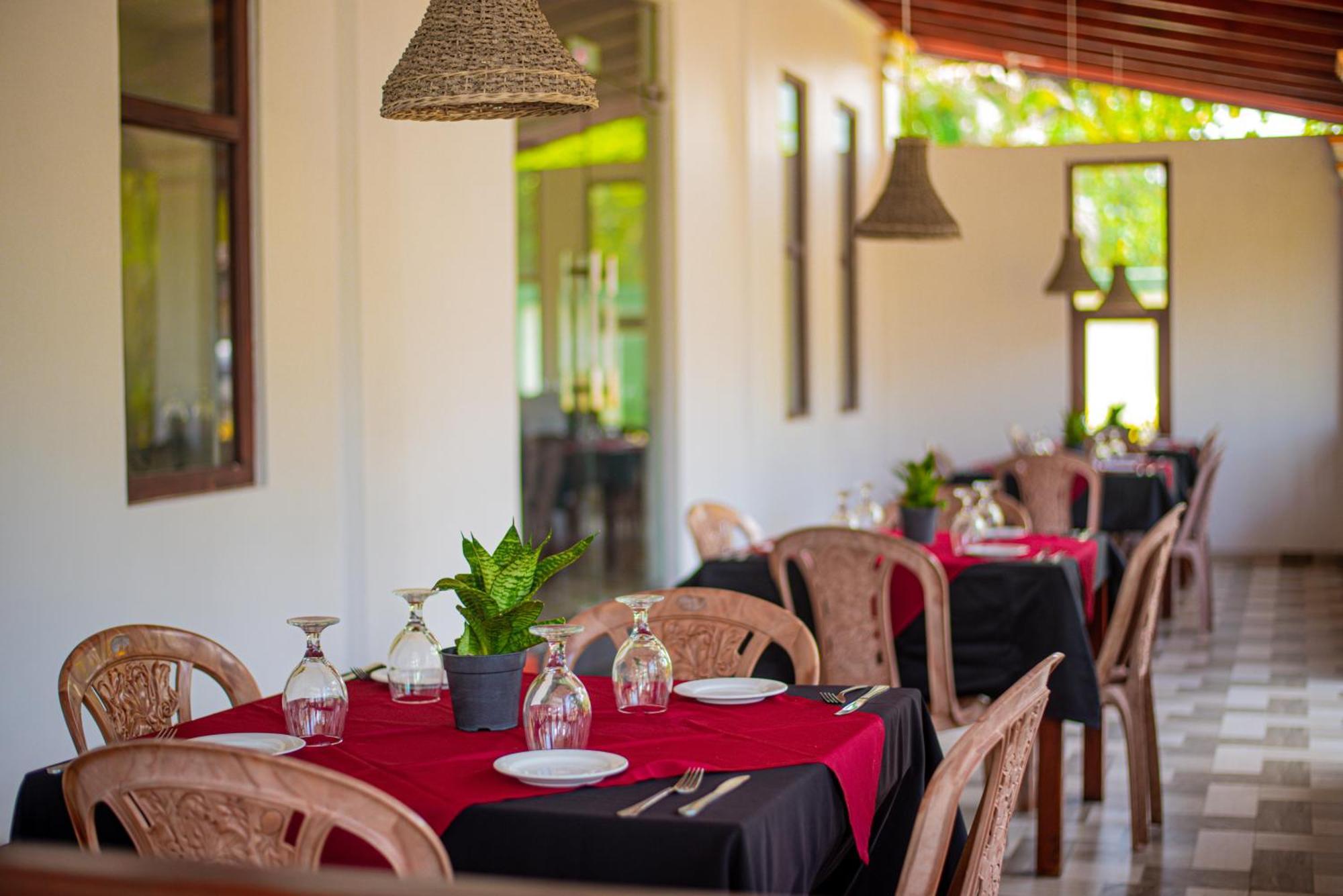 Sundowners Guesthouse Hikkaduwa Εξωτερικό φωτογραφία