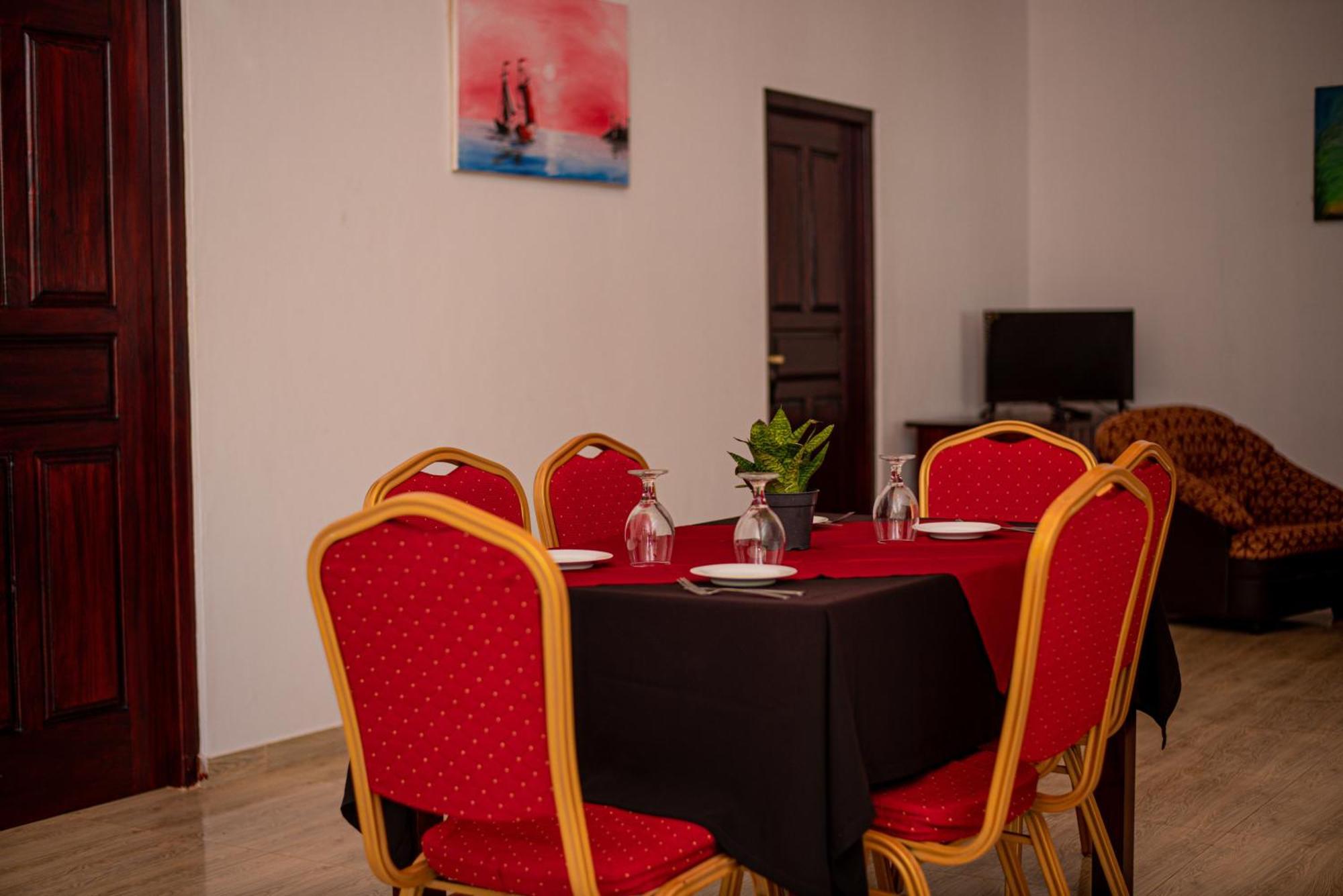 Sundowners Guesthouse Hikkaduwa Δωμάτιο φωτογραφία